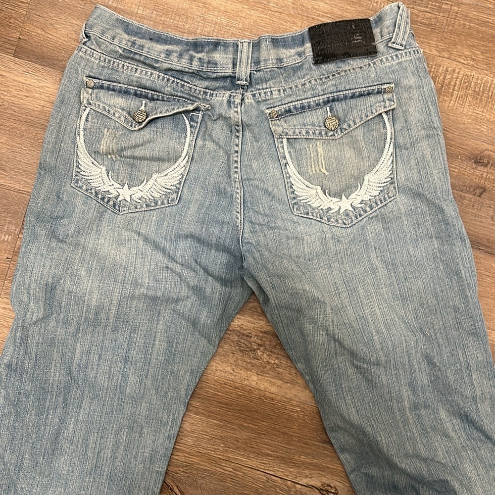 Basic Code Jeans Embroidered Distressed size 38x32 - Picture 4 of 4